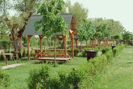 Альтанки
