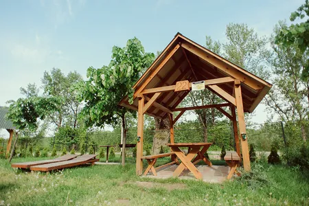 Альтанки
