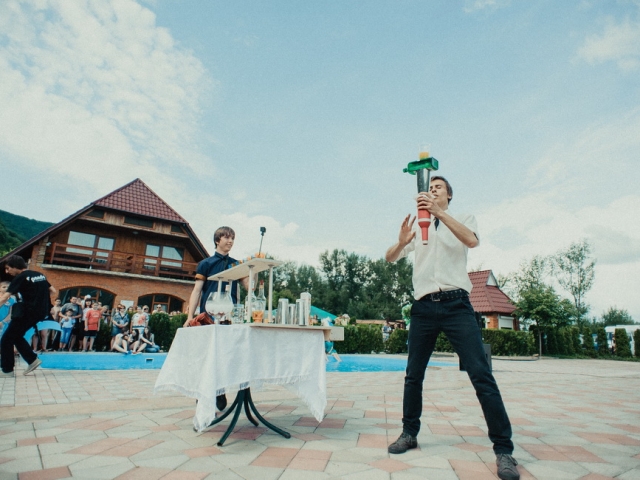 Відкриття купального сезону 2015 на території розважально-готельного комплексу "Чорна Гора"